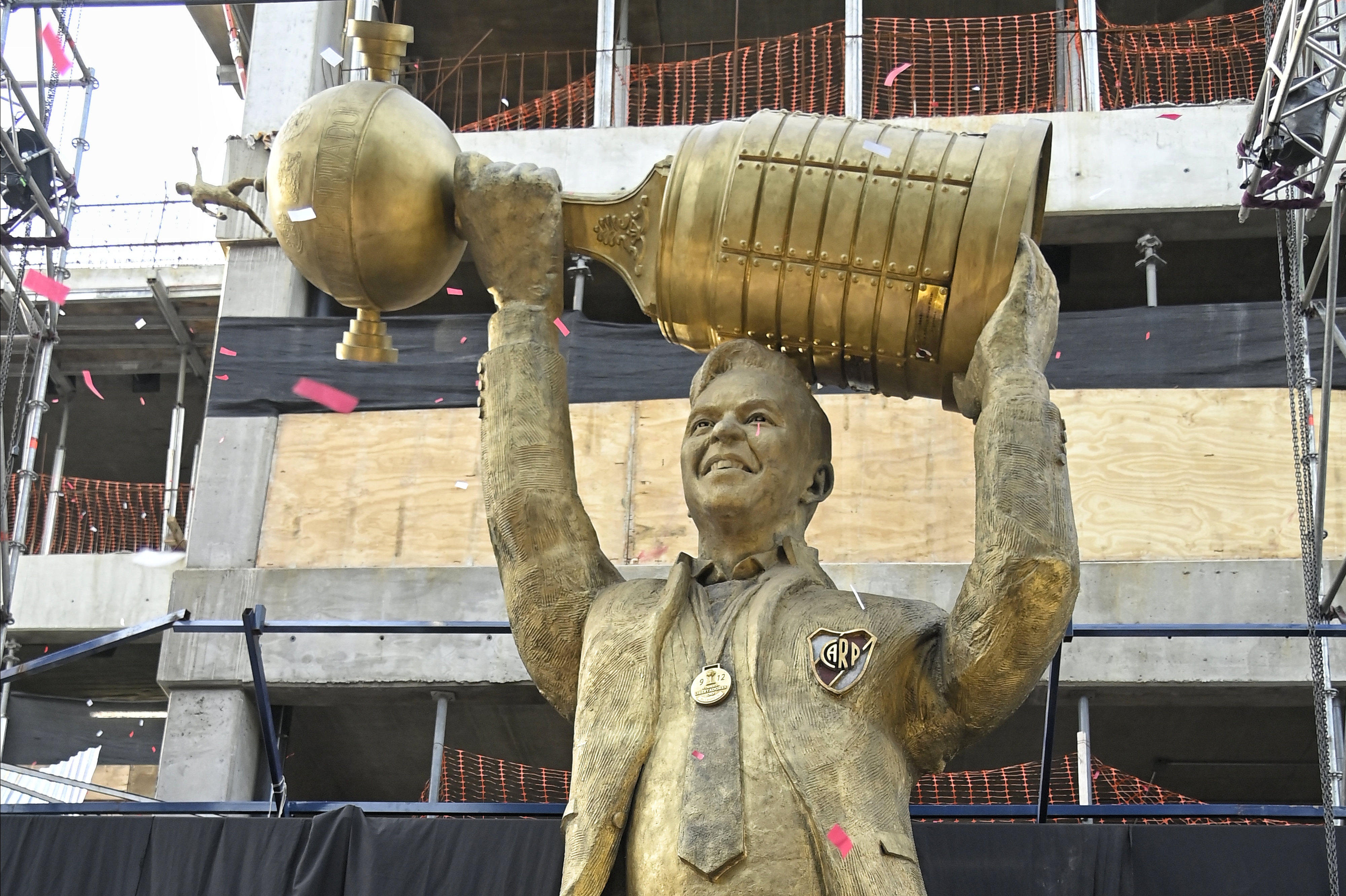 پەیکەری مارسێلۆ گایاردۆ